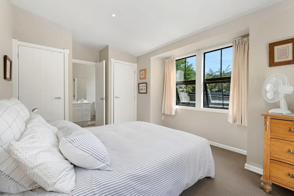 Lavender Country Cottage - Arrowtown Holiday Home Eksteriør bilde